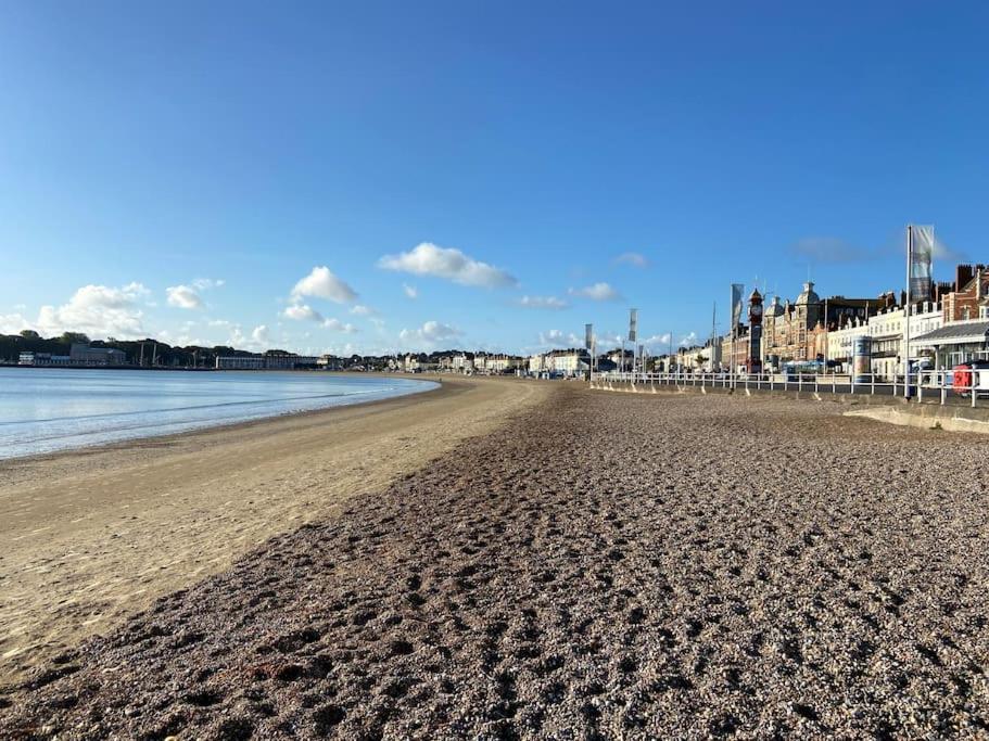 The Bolthole - Only Footsteps From The Beach. Weymouth Buitenkant foto